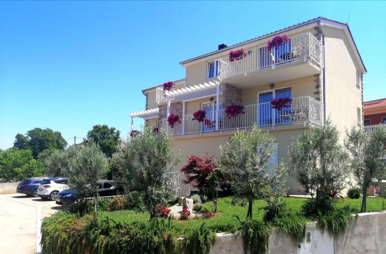 Guesthouse Olei Malinska Dış mekan fotoğraf
